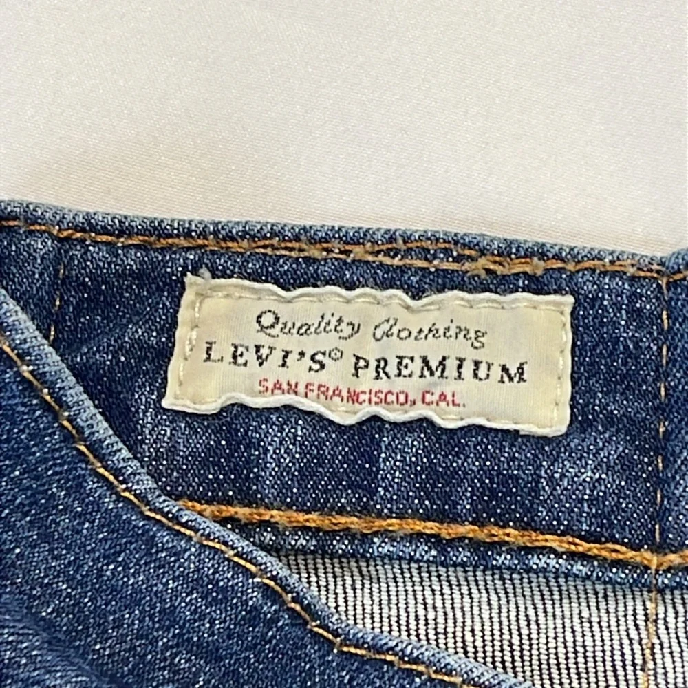 LEVIS, 511, Capital E, MENS SIZE 30/34 Classic Blue Denim Jeans